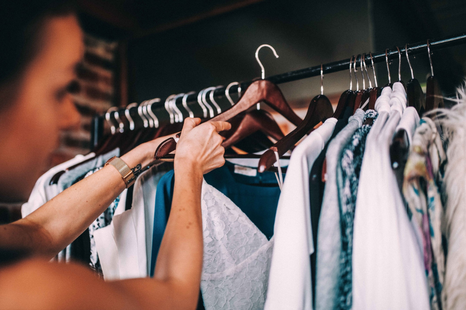 https://lovextop.com/how-shopping-secondhand-reduces-textile-waste-and-saves-the-planet/