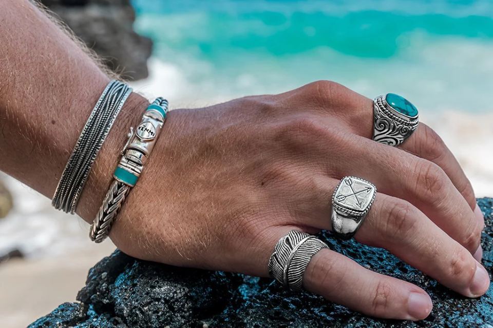 https://lovextop.com/affordable-mens-jewelry-collection-in-california/