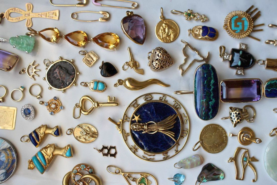 https://lovextop.com/vintage-gems-you-wont-find-anywhere-else-explore-sustainas-unique-finds/