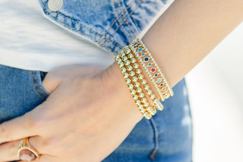 https://lovextop.com/trendy-beaded-bracelets-in-westlake-village/